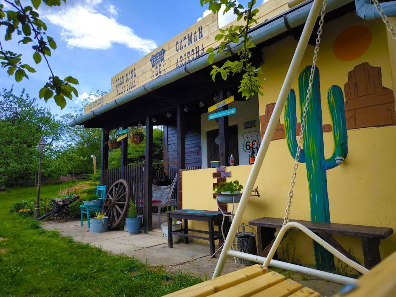 Ranch 66 - Zlatokopecka Chata Arizona Tršice Kültér fotó